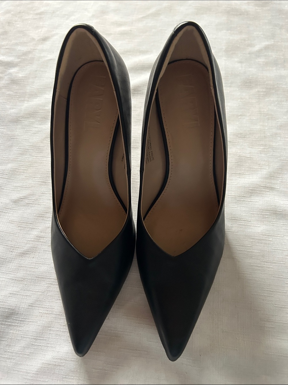 Classic Black Pointed-Toe Women's Pumps